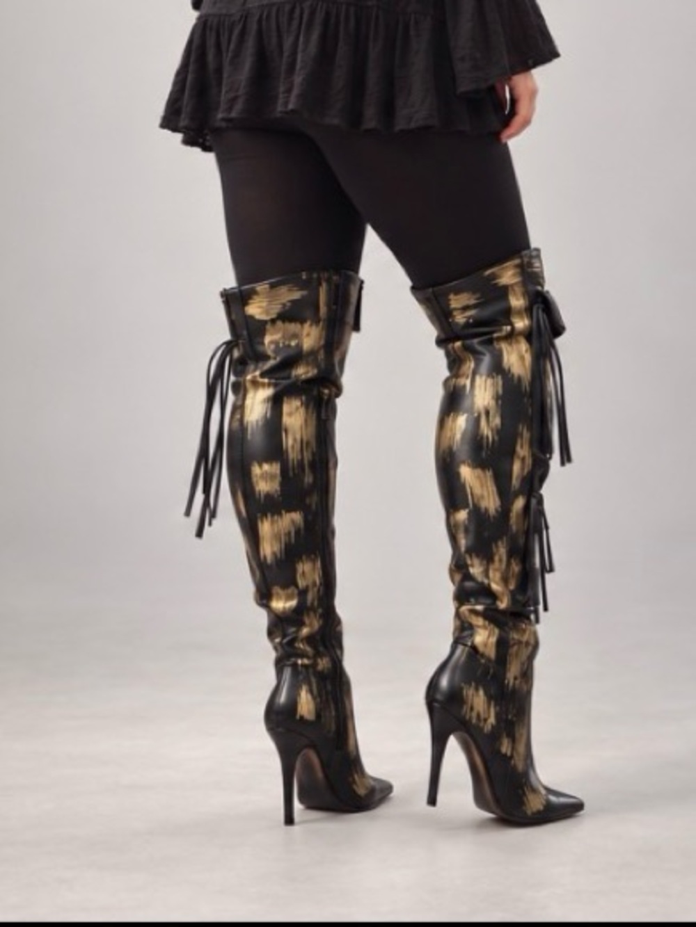 Sexy Black & Gold Buckle Knee-High Stiletto Boots - Picture 16 of 16
